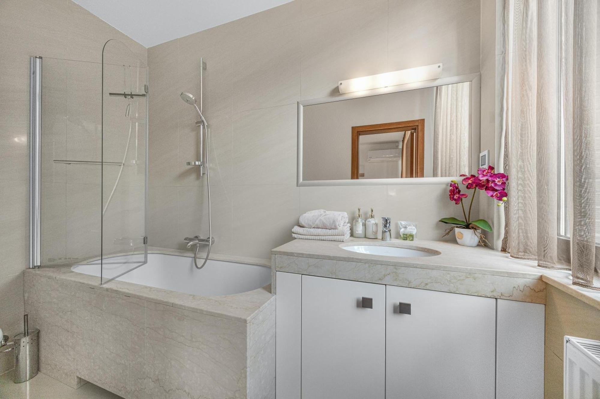 Revon Business Apartment 50 Dunajska Bratislava Bagian luar foto